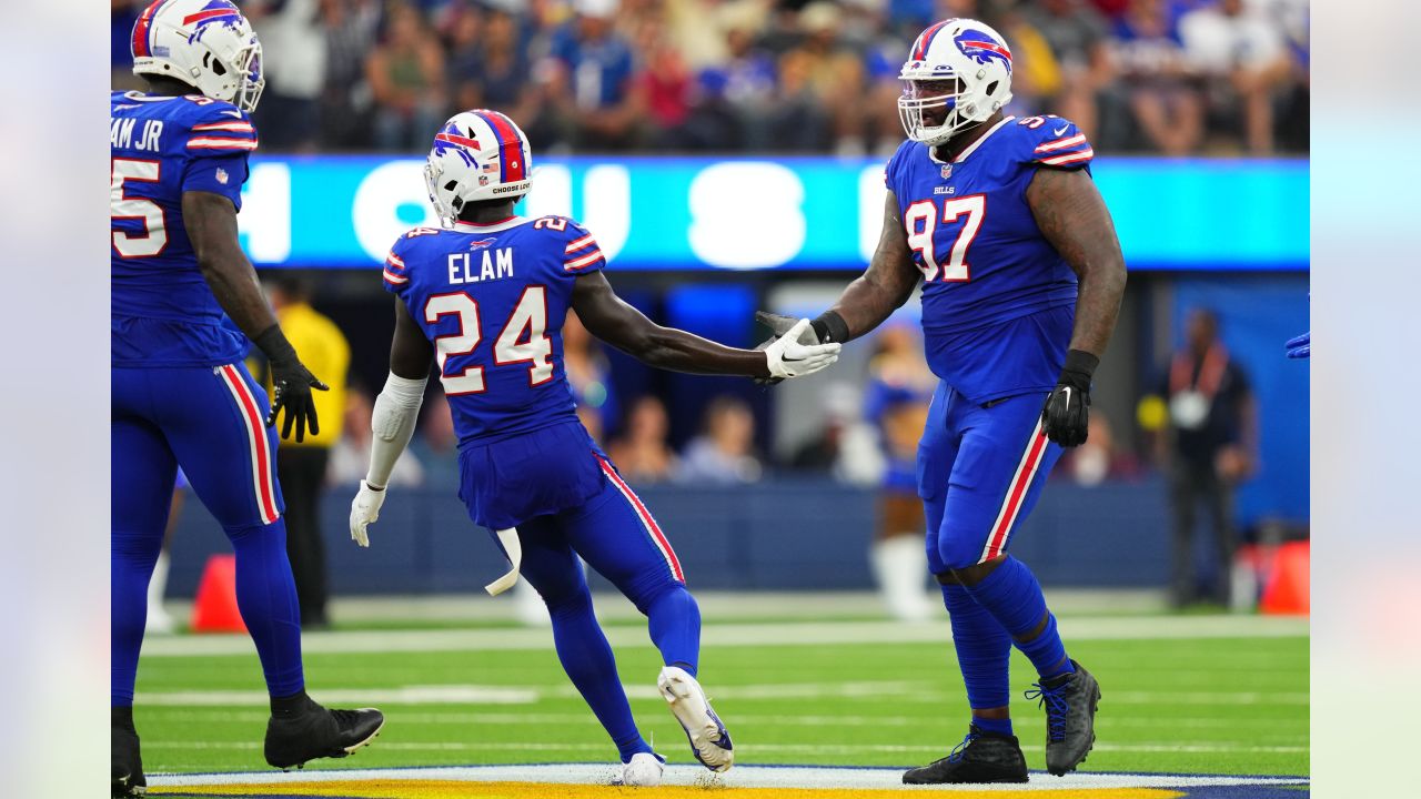 Josh Allen's heroic second half leads Bills over Rams 31-10