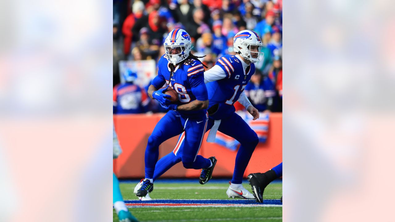 Bills edge Dolphins, 34-31, advance to AFC Divisional Round