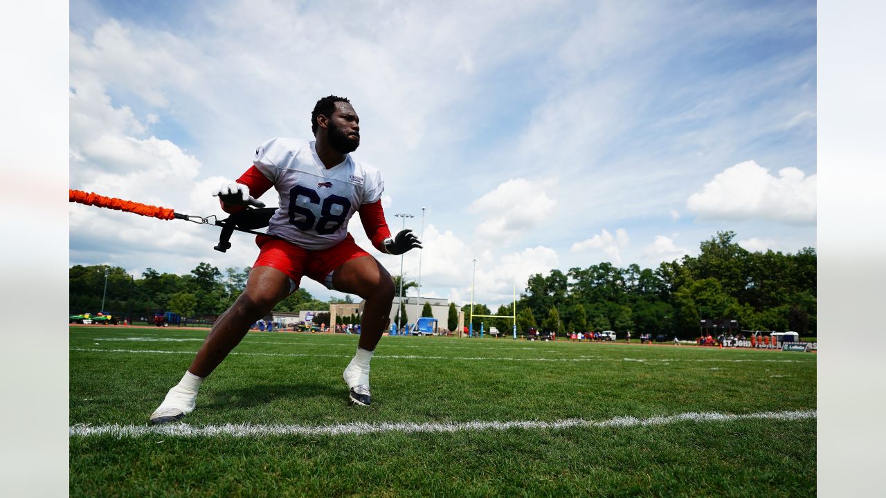 Buffalo Bills training camp: Underdog Reggie Gilliams gets new