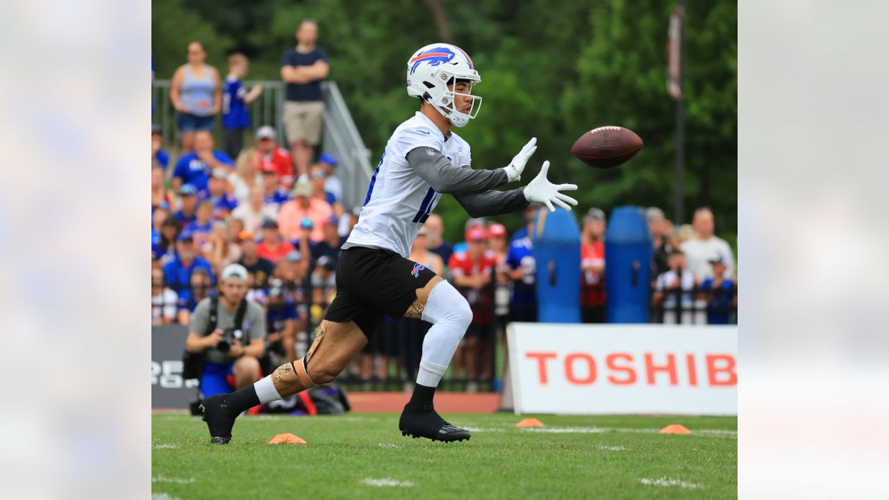 Bills Training Training Camp: WR Khalil Shakir Turning