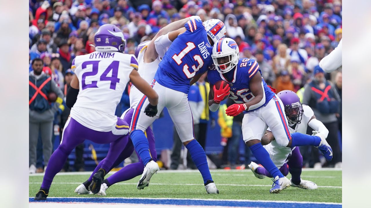 Vikings stun Bills 33-30 in overtime thriller