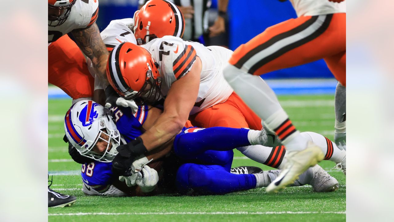 Bills show resolve, overcome early deficit to beat Browns 31-23