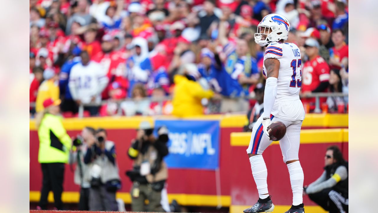 Josh Allen leads game-winning drive, Bills defense seals epic 24-20 win  over Chiefs with INT