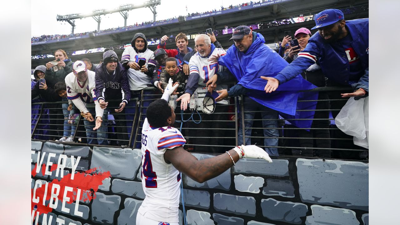 Safety Jordan Poyer agrees to 2-year deal to stay with Bills - Newsday