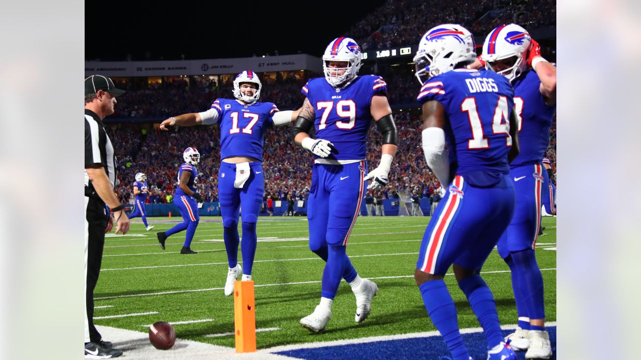 Bills blowout Titans 41-7 on MNF behind career nights from Josh Allen and  Stefon Diggs