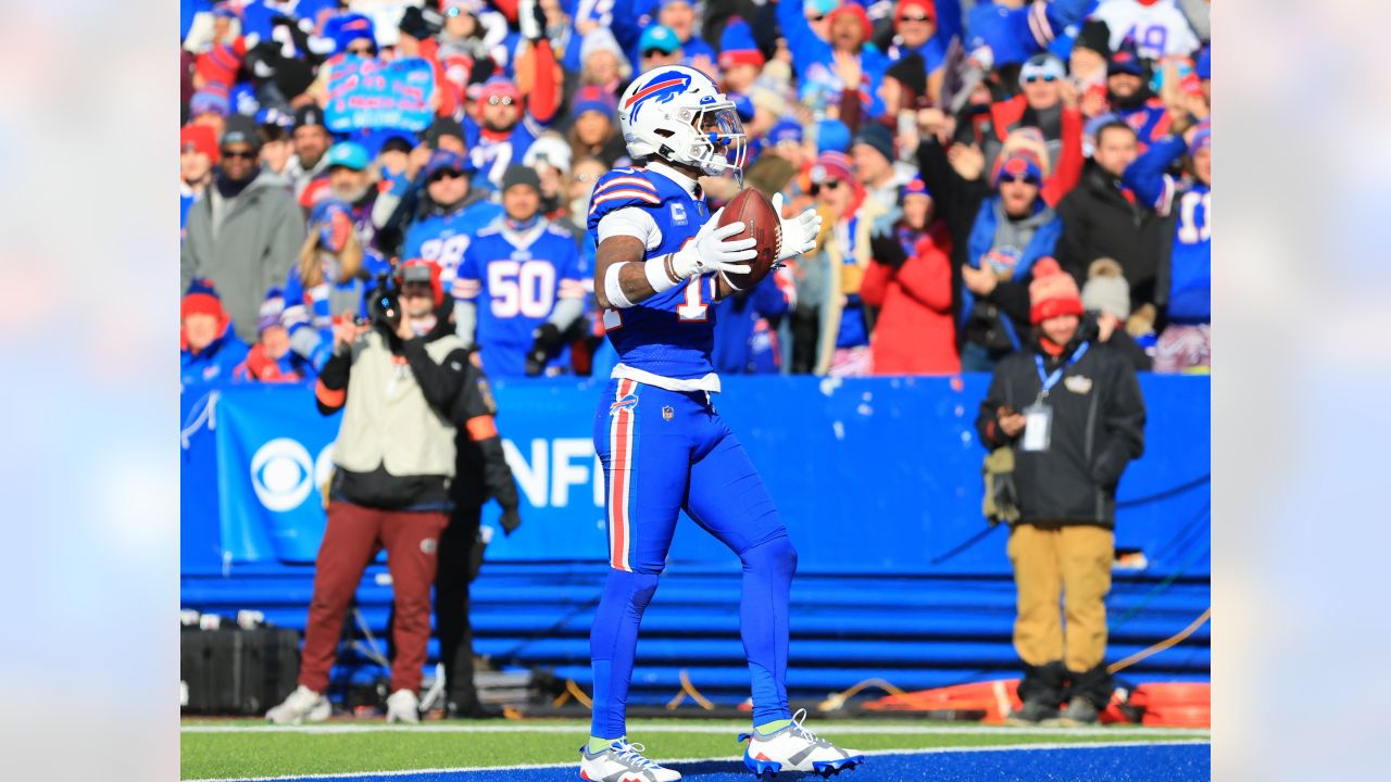 Bills advance to divisional round for first time since 1996