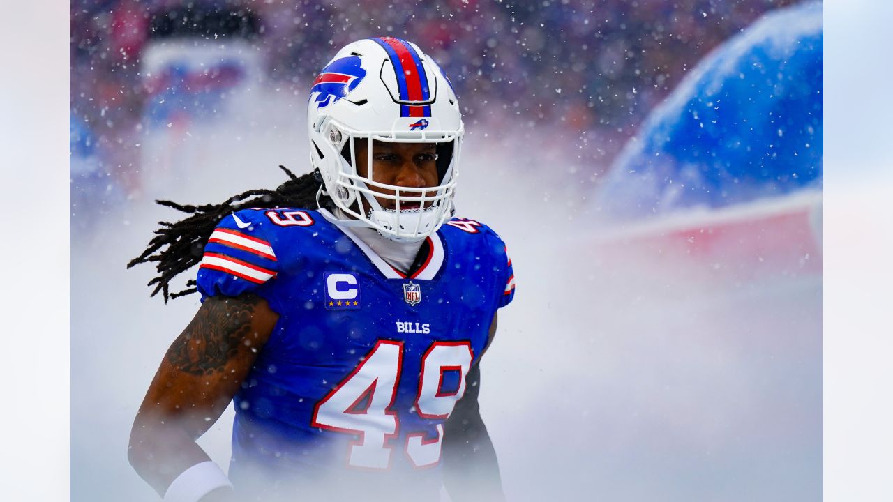 NFL on ESPN - The Buffalo Bills and Cincinnati Bengals face off with the  No. 1 seed in the AFC still up for grabs. 