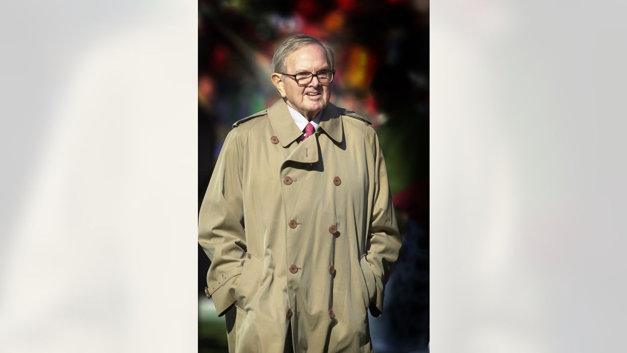 Timeline: Ralph Wilson's career