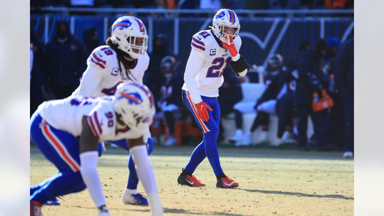 Bills use potent running attack to put away Bears on Christmas Eve