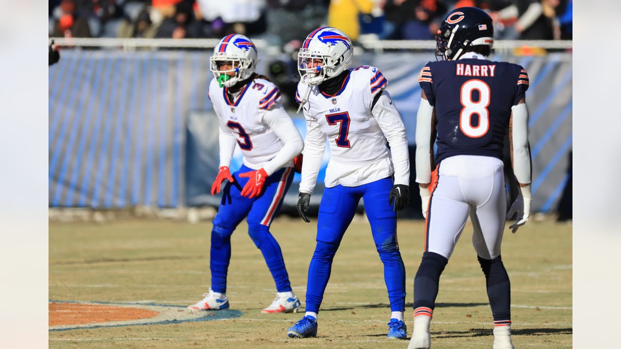 Buffalo Bills clinch AFC East title for third-straight season with win over  Bears