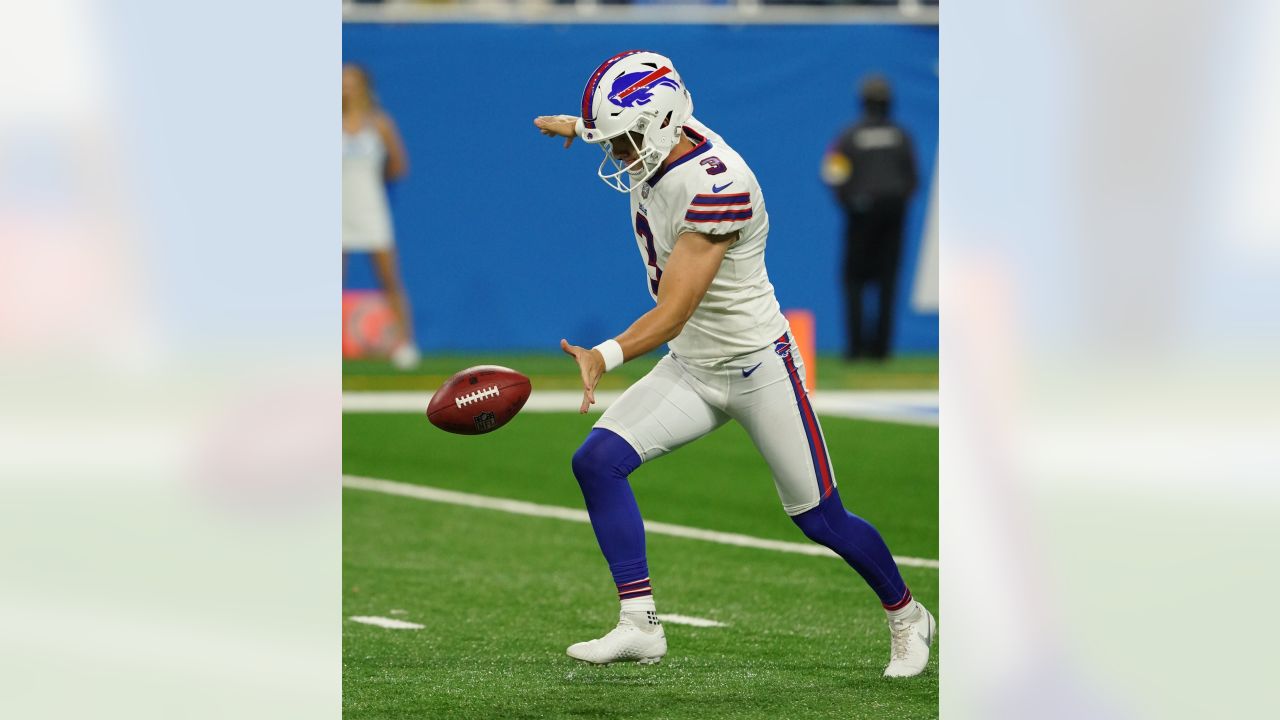 Damar Hamlin returns, Matt Barkley fuels Bills preseason win over