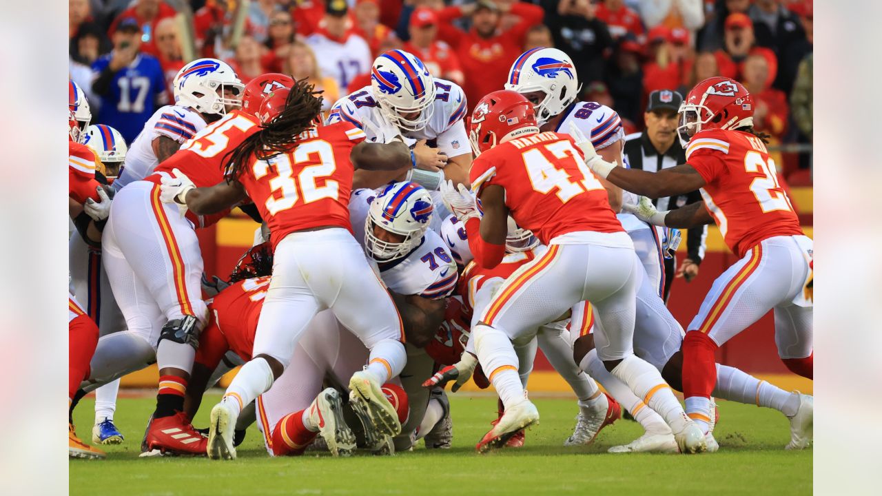 Bills vs. Chiefs final score, results: Josh Allen leads charge for dominant  Buffalo on 'Sunday Night Football'