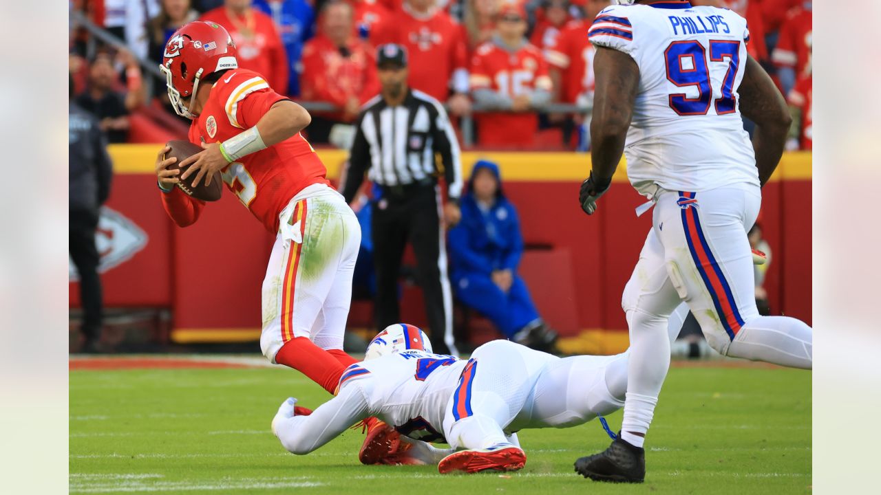 Josh Allen leads game-winning drive, Bills defense seals epic 24-20 win  over Chiefs with INT