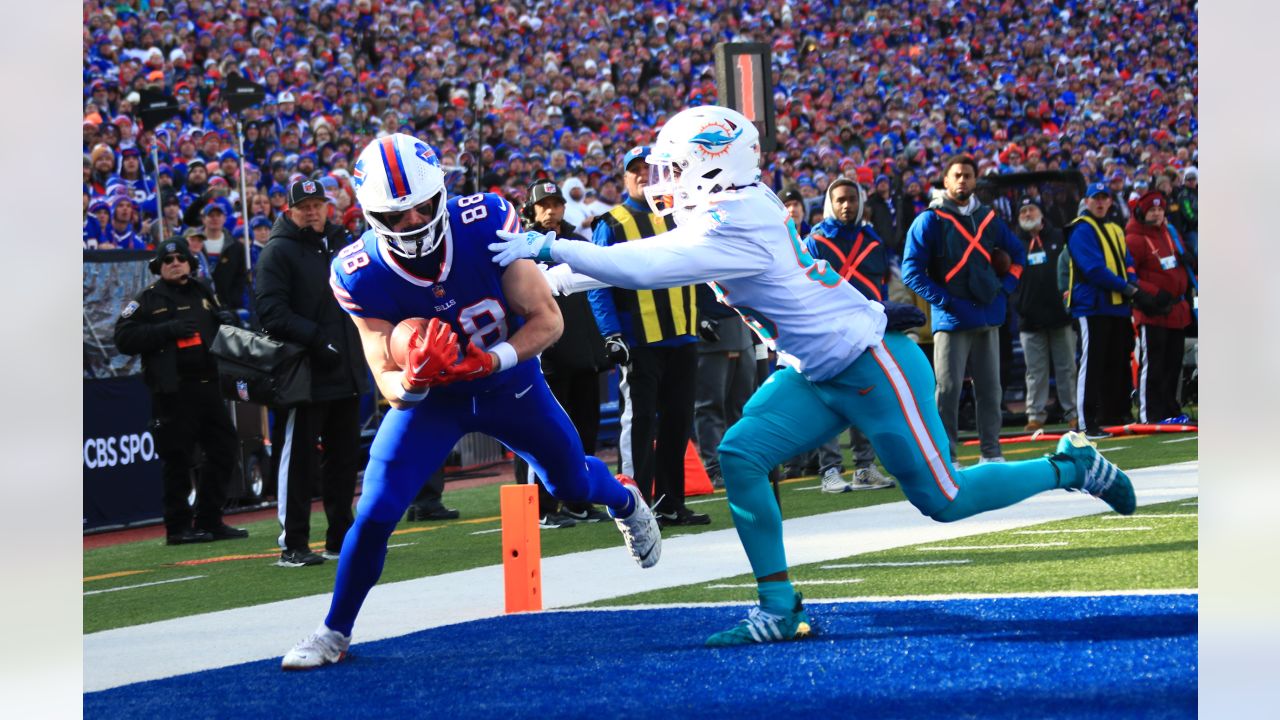 Bills edge Dolphins with a field goal to become first AFC playoff team -  CGTN