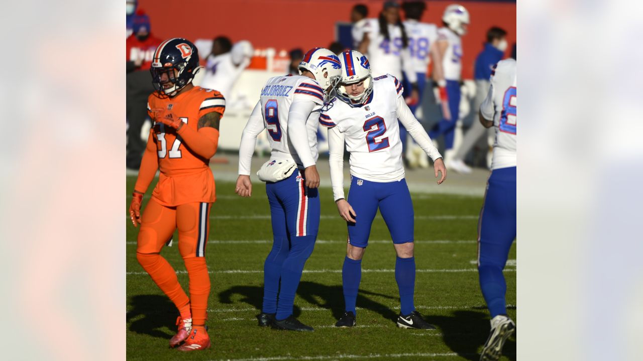 Bills clinch AFC East 1st time since 1995 by beating Denver - The San Diego  Union-Tribune