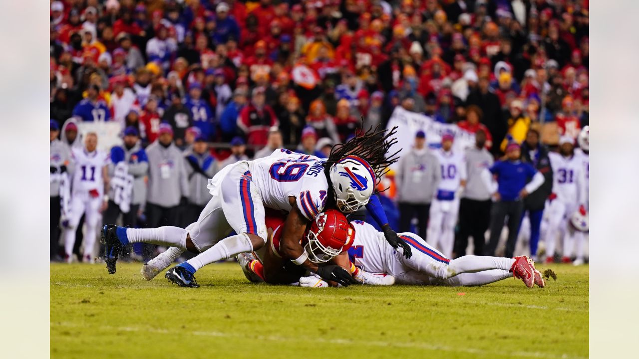 PFF on X: Bills vs. Chiefs was the most-watched NFL Divisional Playoff  game in 5 years averaging 42.73 million viewers and peaking at 51.69  million 