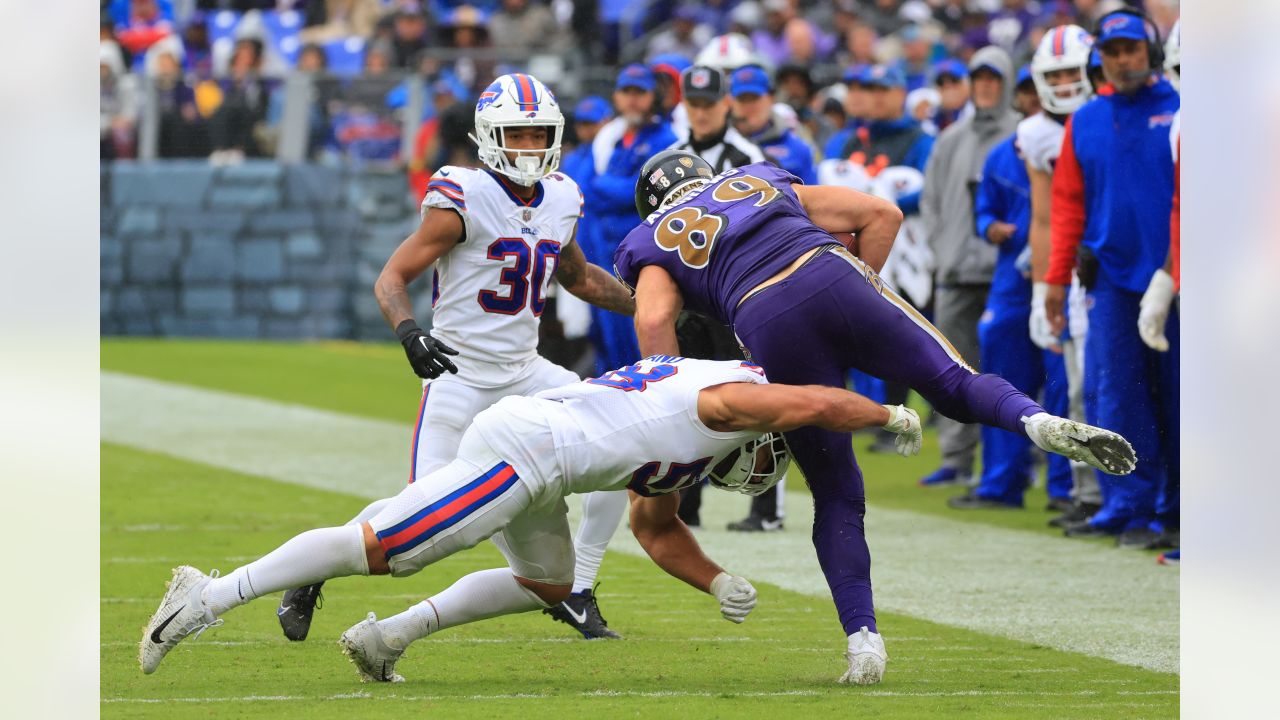 BALTIMORE, MD - OCTOBER 02: Baltimore Ravens running back J.K. Dobbins (27)  runs the ball for a touchdown during the Buffalo Bills versus Baltimore  Ravens NFL game at M&T Bank Stadium on