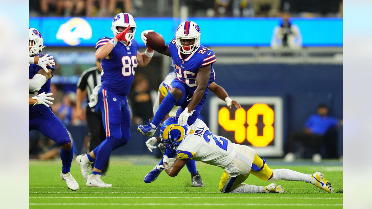 Bills put up historic stats in 31-10 win over the Rams