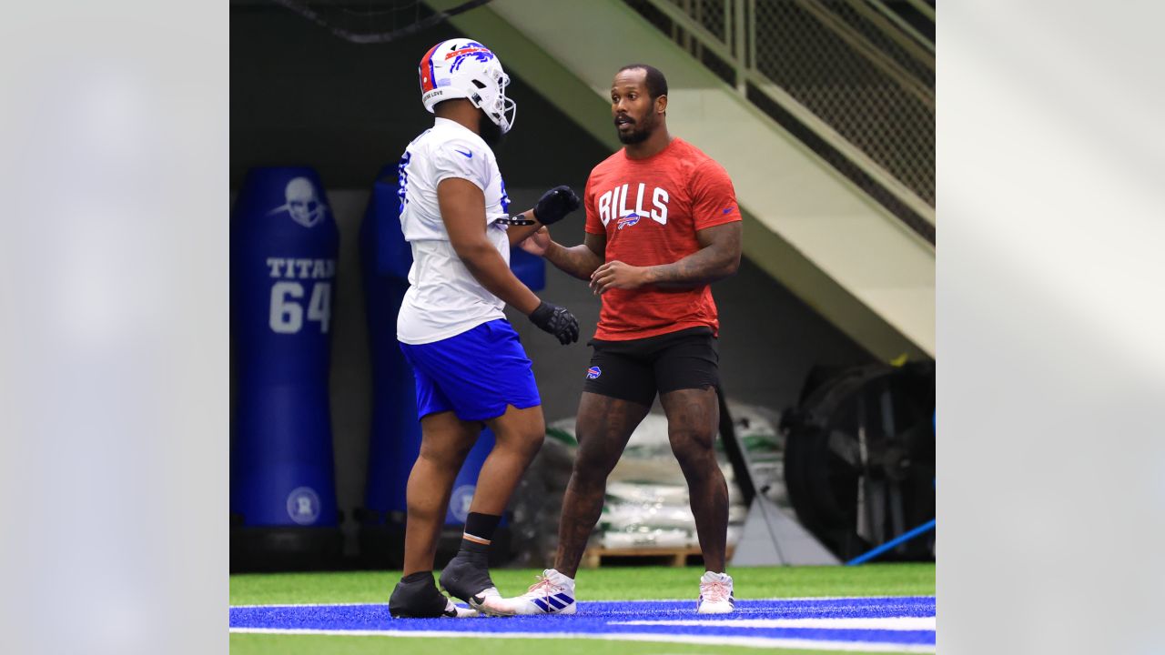 Buffalo Bills add DT to practice squad amid Ed Oliver concern