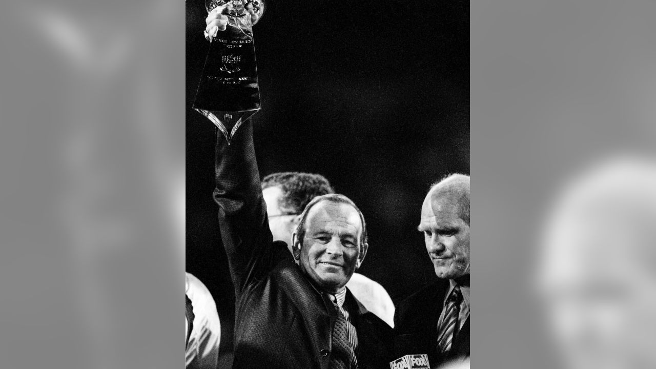 Broncos owner Pat Bowlen dies at 75 before Hall enshrinement - The Columbian