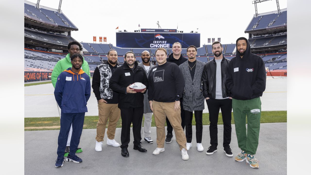 Two young, talented world-changers': Justin Simmons presents Broncos Boys &  Girls Club members Nashara and Naja'Ray with nomination for NFL's Inspire  Change Changemaker Award