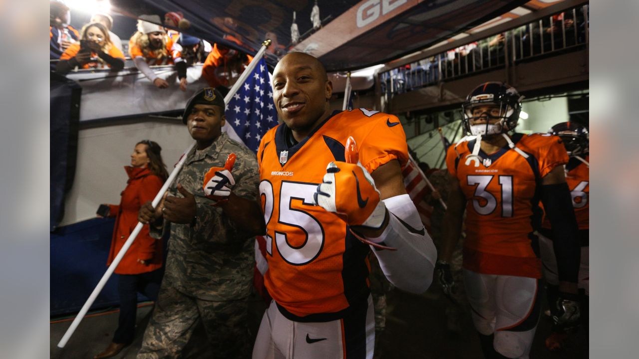 Broncos salute Chris Harris Jr. after CB signs with L.A. Chargers