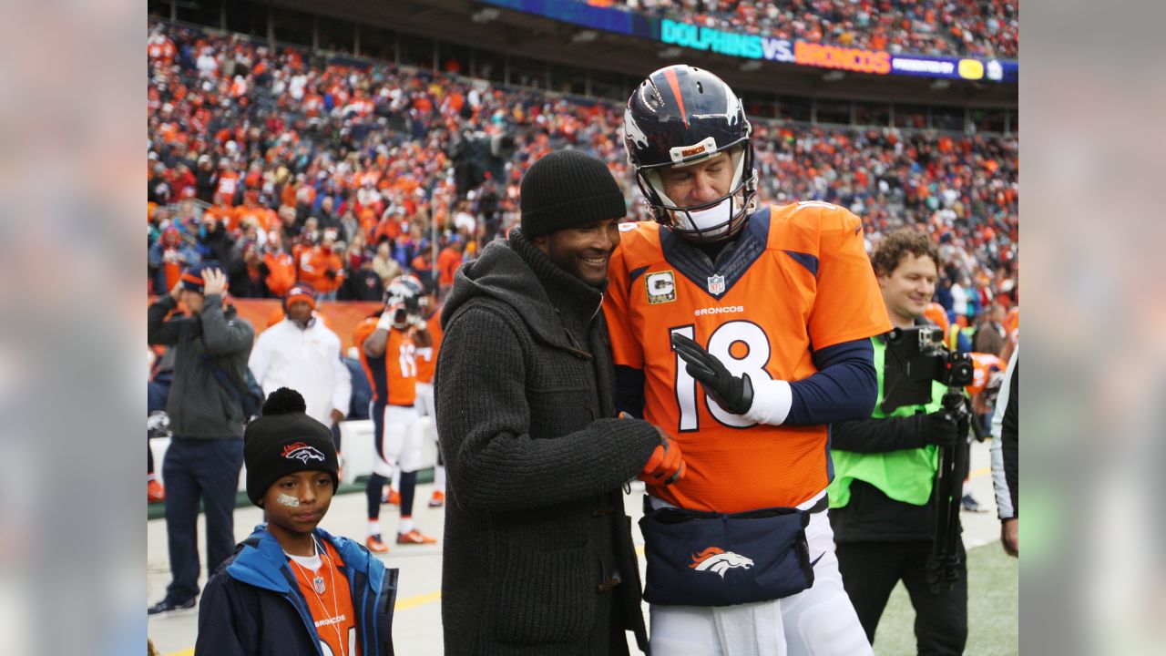 Historically awful, Denver Broncos sink to new low vs. Miami Dolphins -  Mile High Report