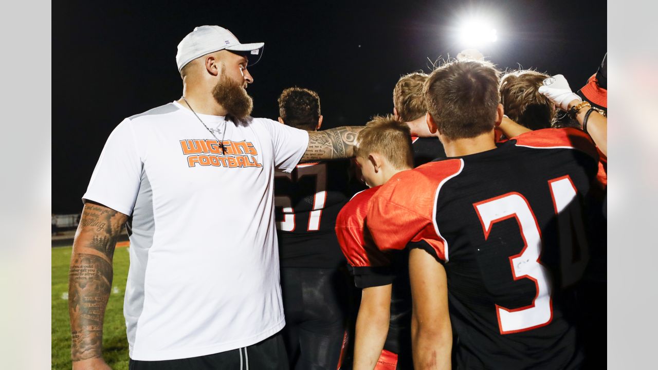 Dalton Risner's Jersey Retired By His High School Football Team In Wiggins  