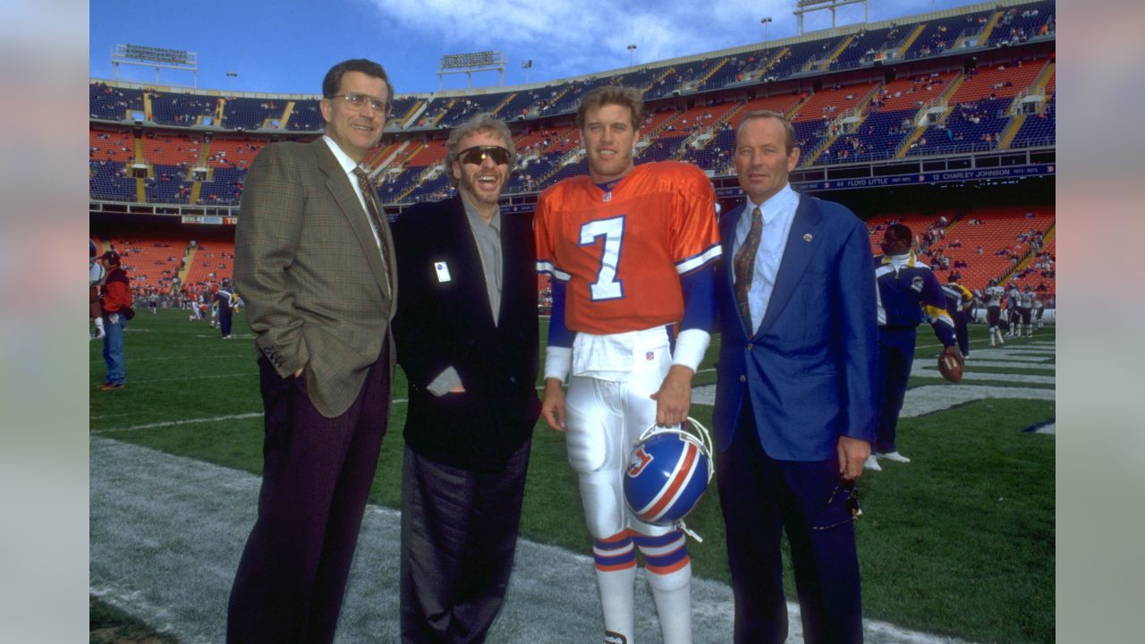 Karl Mecklenburg's post about John Elway stepping aside as GM :  r/DenverBroncos