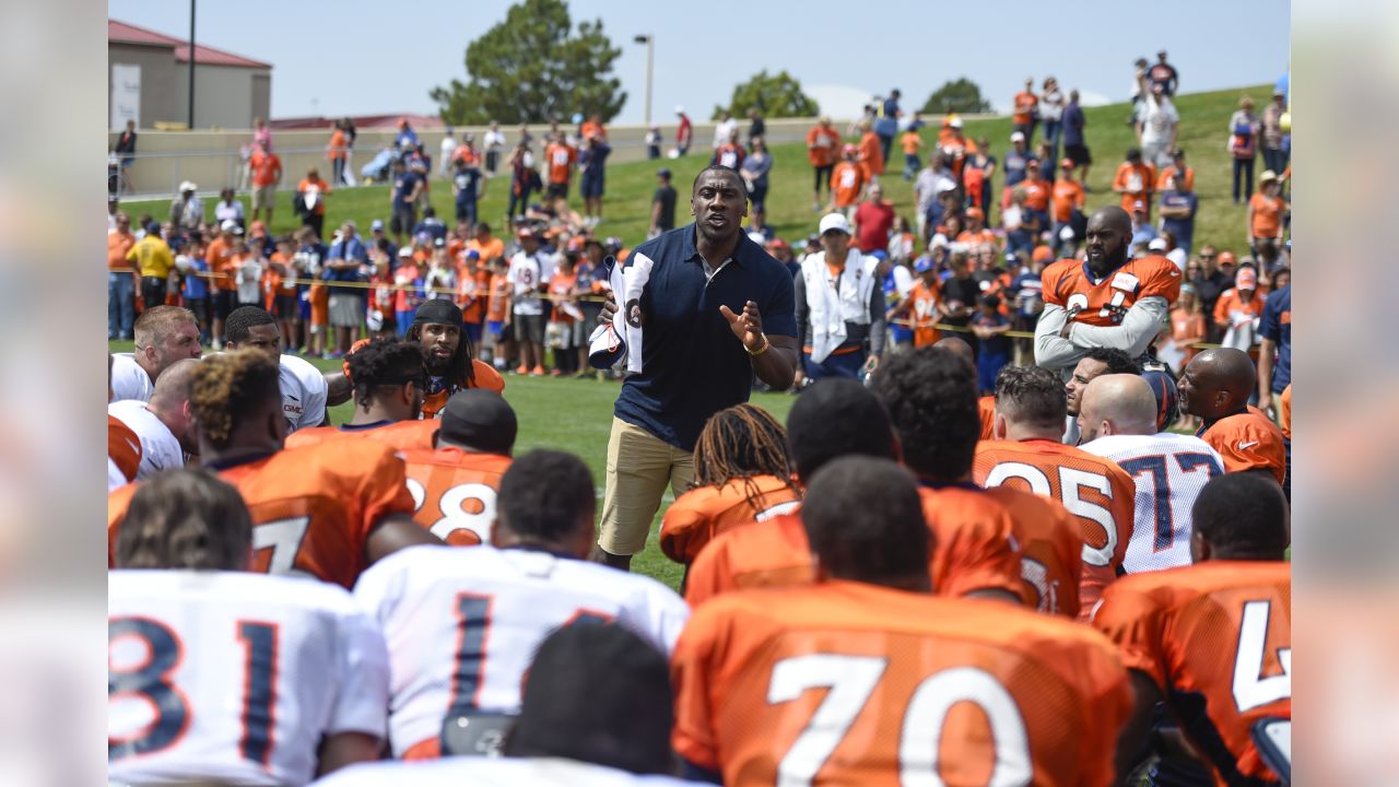 Broncos' tight end Shannon Sharpe elected to Hall of Fame – The Denver Post