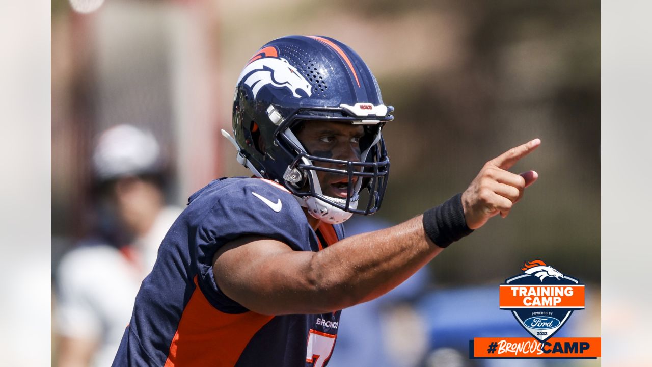 Broncos Camp Notebook: Calvin Anderson praises Russell Wilson's leadership,  discusses strategy for protecting him