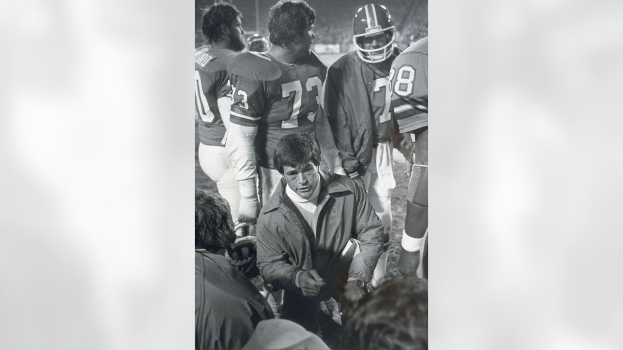 Coach Dan Reeves 1981 – Denver Broncos History