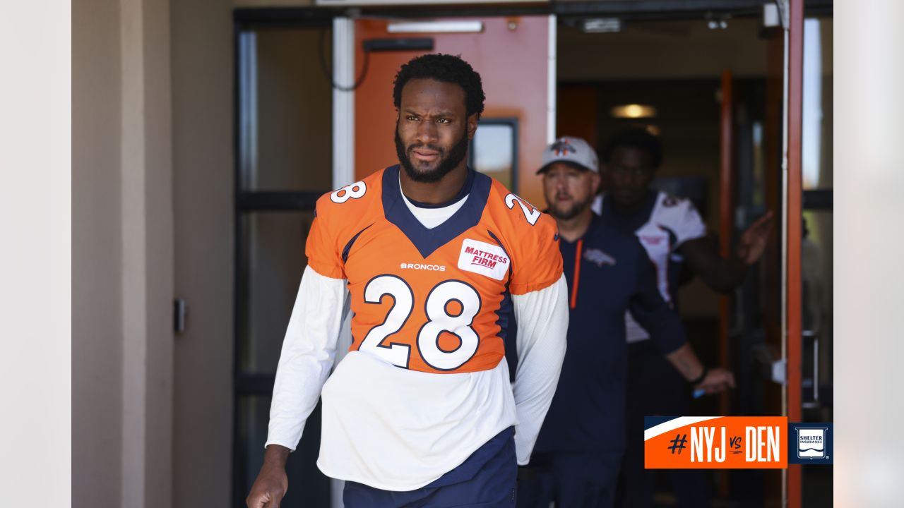 Denver Broncos Player Profile: Alex Singleton #49  Inside Linebacker -  Sports Illustrated Mile High Huddle: Denver Broncos News, Analysis and More