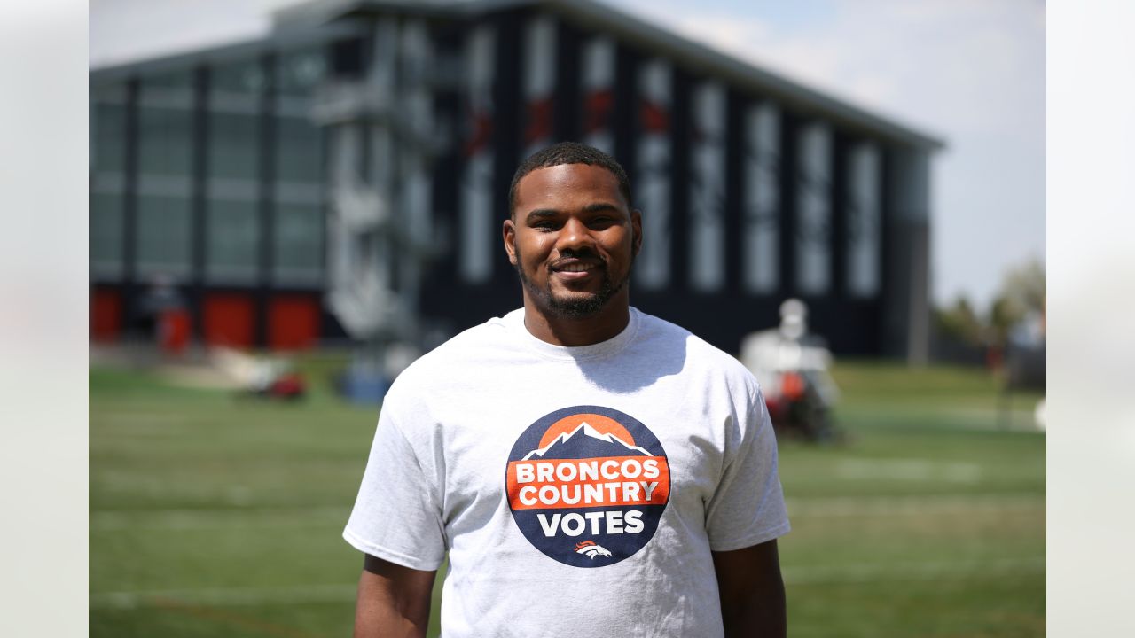 Denver Broncos: Malik Reed is like an adopted kid to Von Miller