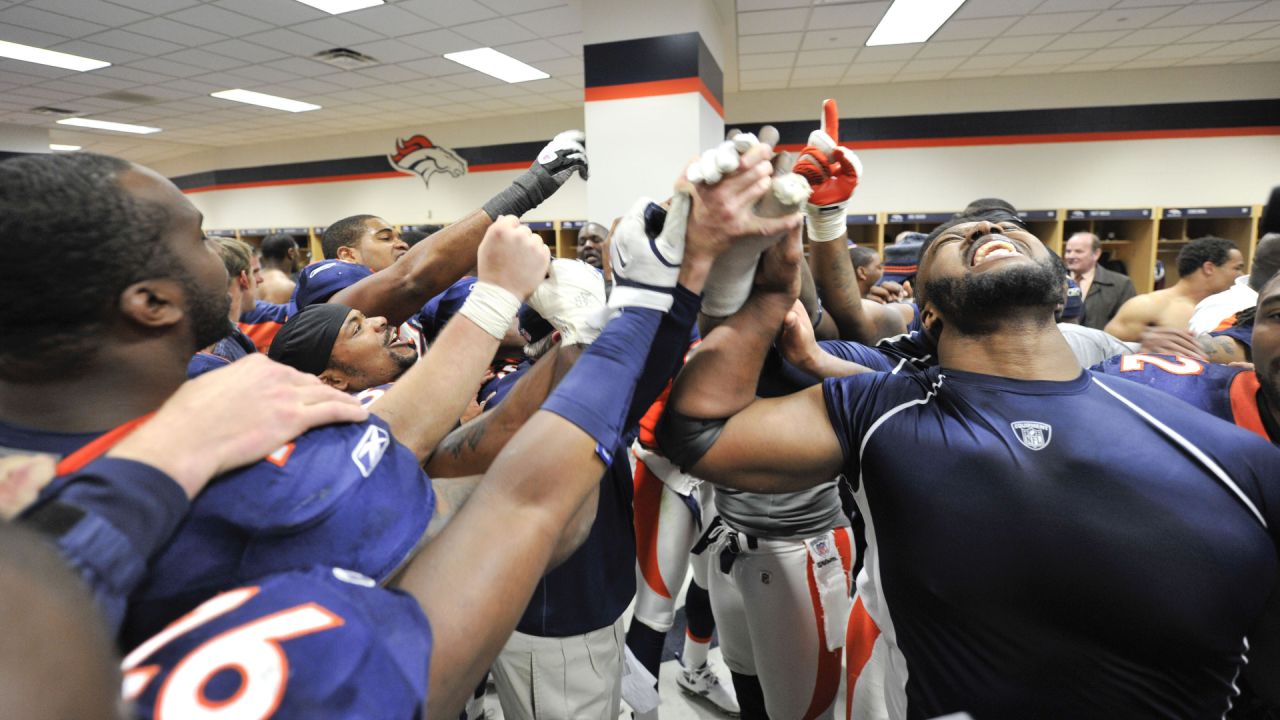 Mile High Morning: Tim Tebow reflects on game-winning playoff touchdown to  Demaryius Thomas, practicing vs. Champ Bailey