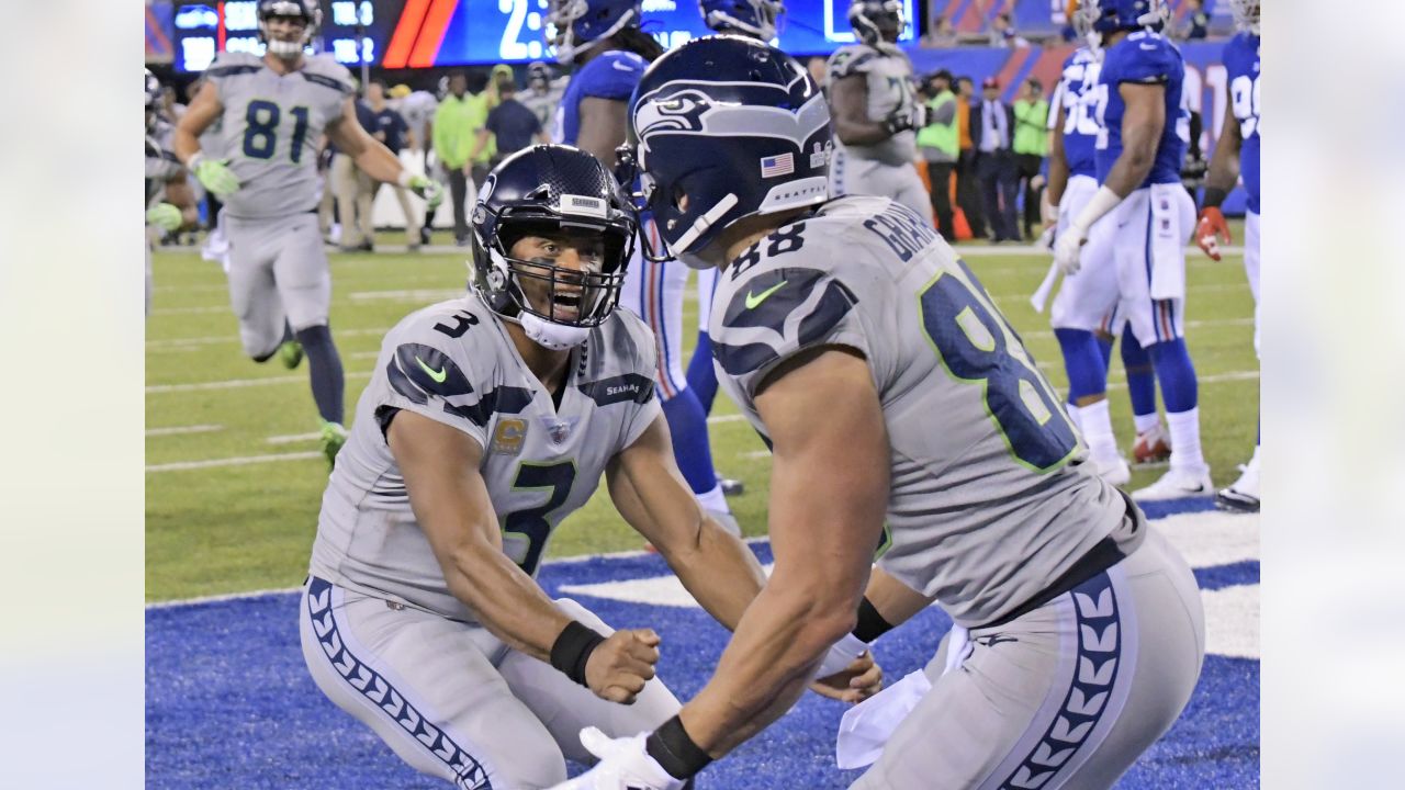 Russell Wilson throws five TD passes as the Seattle Seahawks beat the  Dallas Cowboys