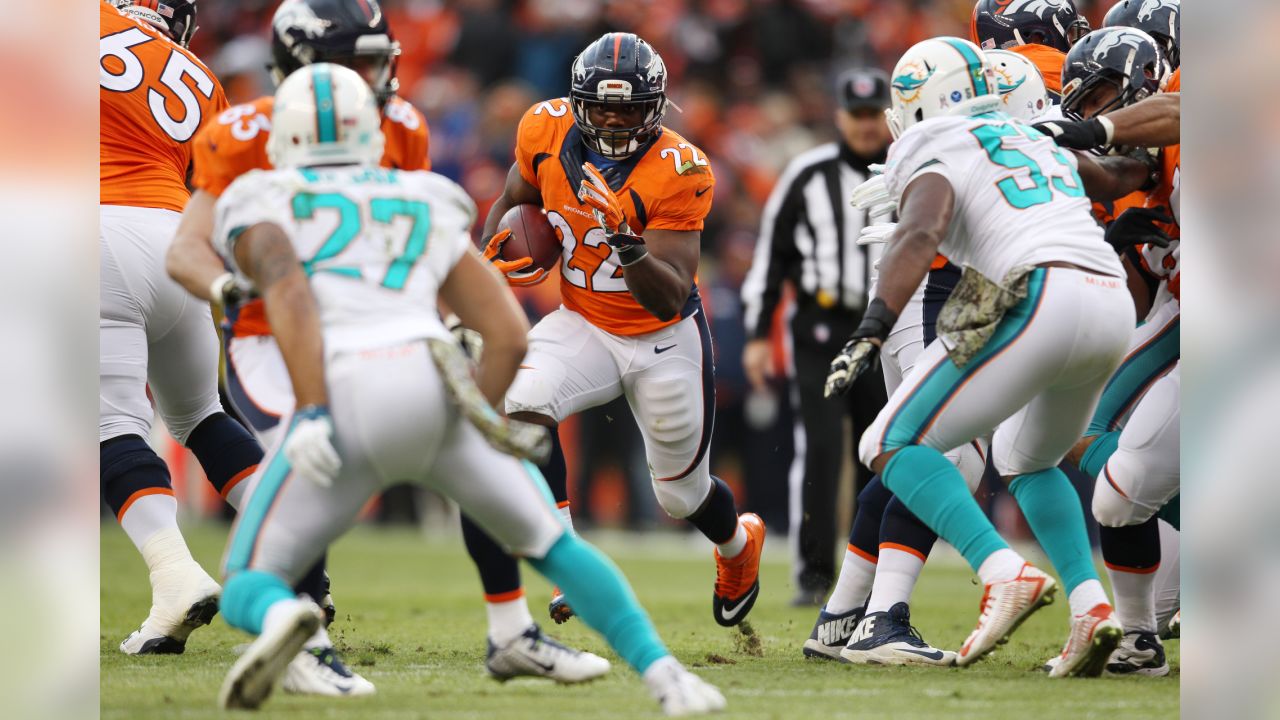 Denver Broncos vs. Miami Dolphins: Week 3 Bold Predictions & Picks - Sports  Illustrated Mile High Huddle: Denver Broncos News, Analysis and More