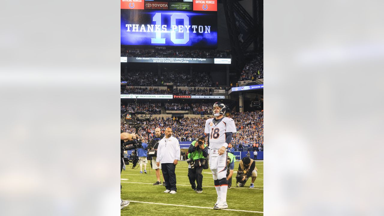 Peyton Manning Was Not Happy With Broncos' Scoreboard Operator