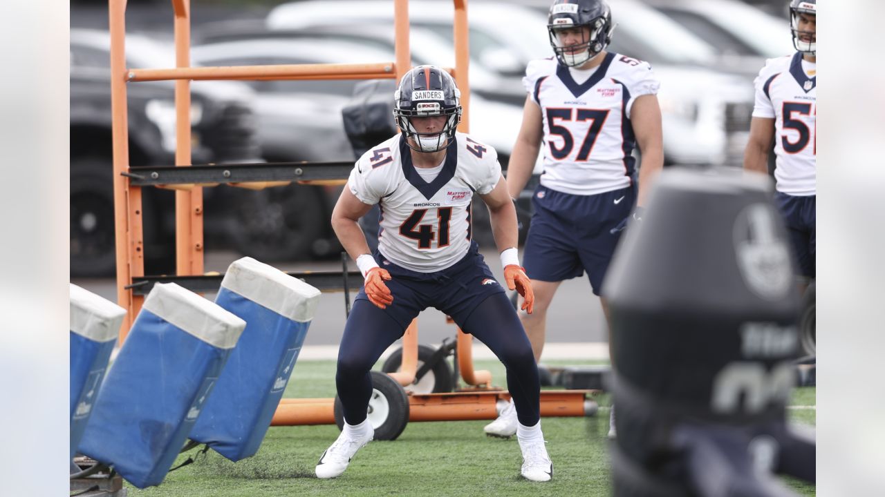 Denver Broncos linebacker Drew Sanders (41) runs against the Los