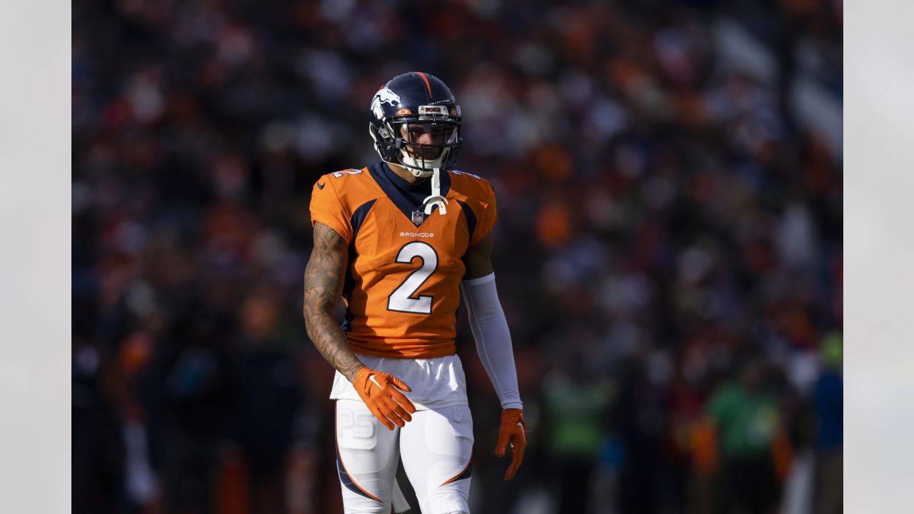 Denver, USA. October 23, 2022: Denver Broncos cornerback Pat Surtain II (2)  drops back in coverage during the second half of the football game between  the Denver Broncos and New York Jets.