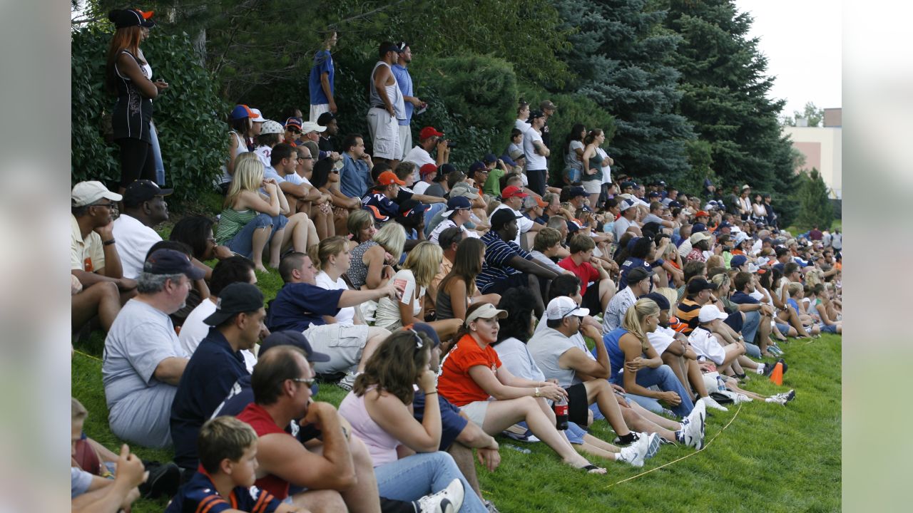 Broncos training camp rewind, Day 4: First weekend practice draws crowd of  7,121