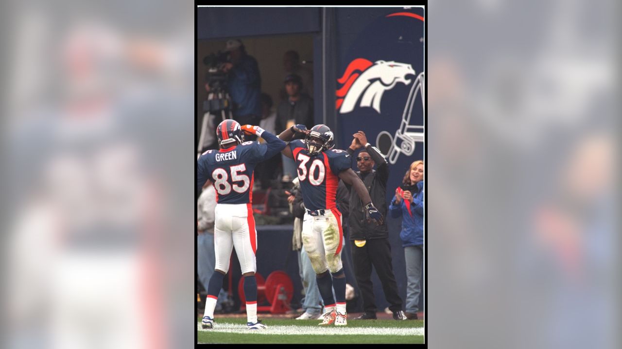 Terrell Davis (30) surveys the field – Denver Broncos History