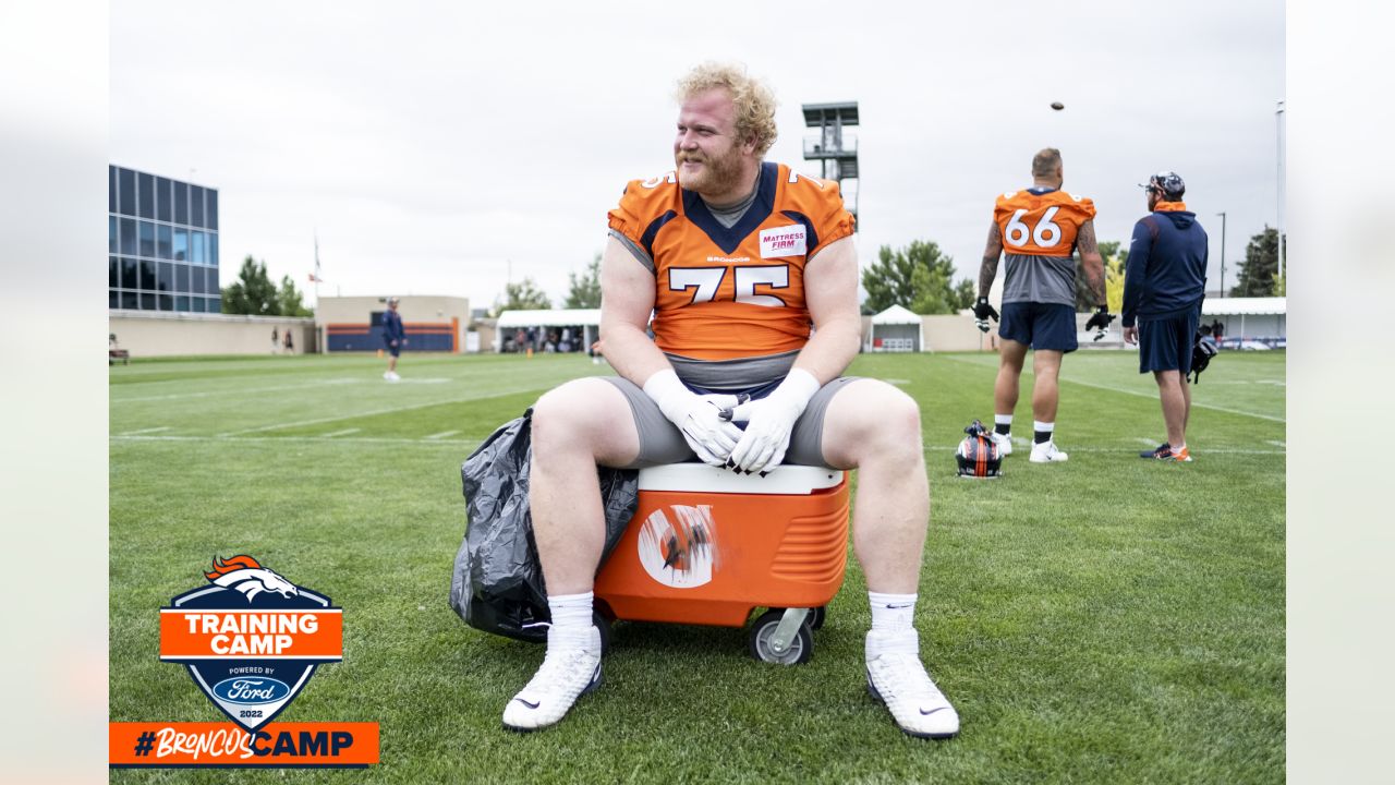 Broncos Camp Notebook: Broncos host record training camp crowd, Hackett  explains practice strategy