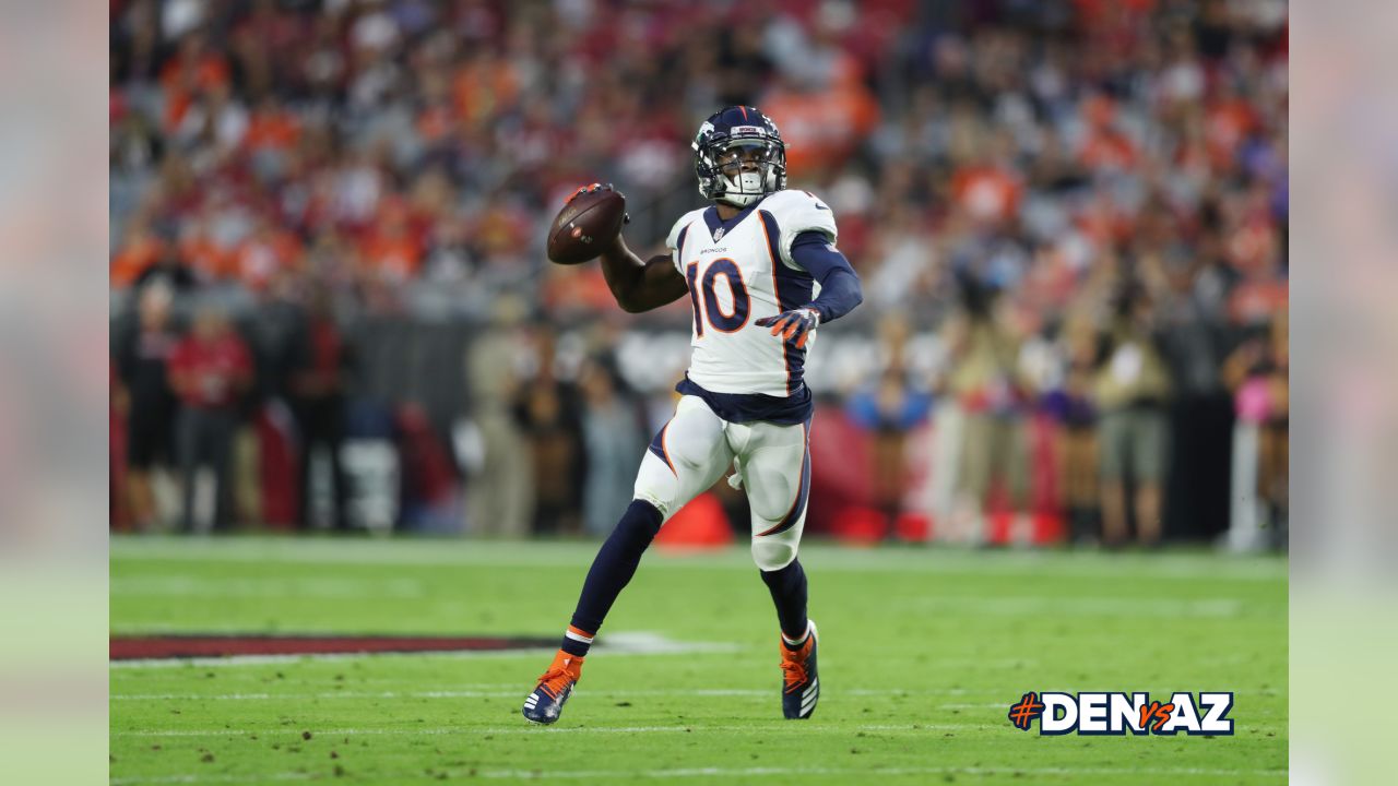 Denver Broncos kick Arizona's behinds, 45-10