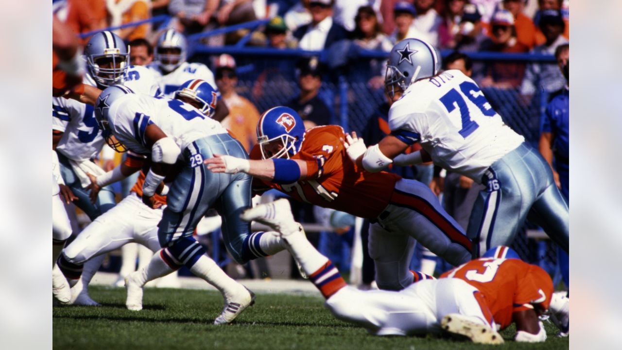 Karl Mecklenburg of the Denver Broncos looks on circa 1980s. News