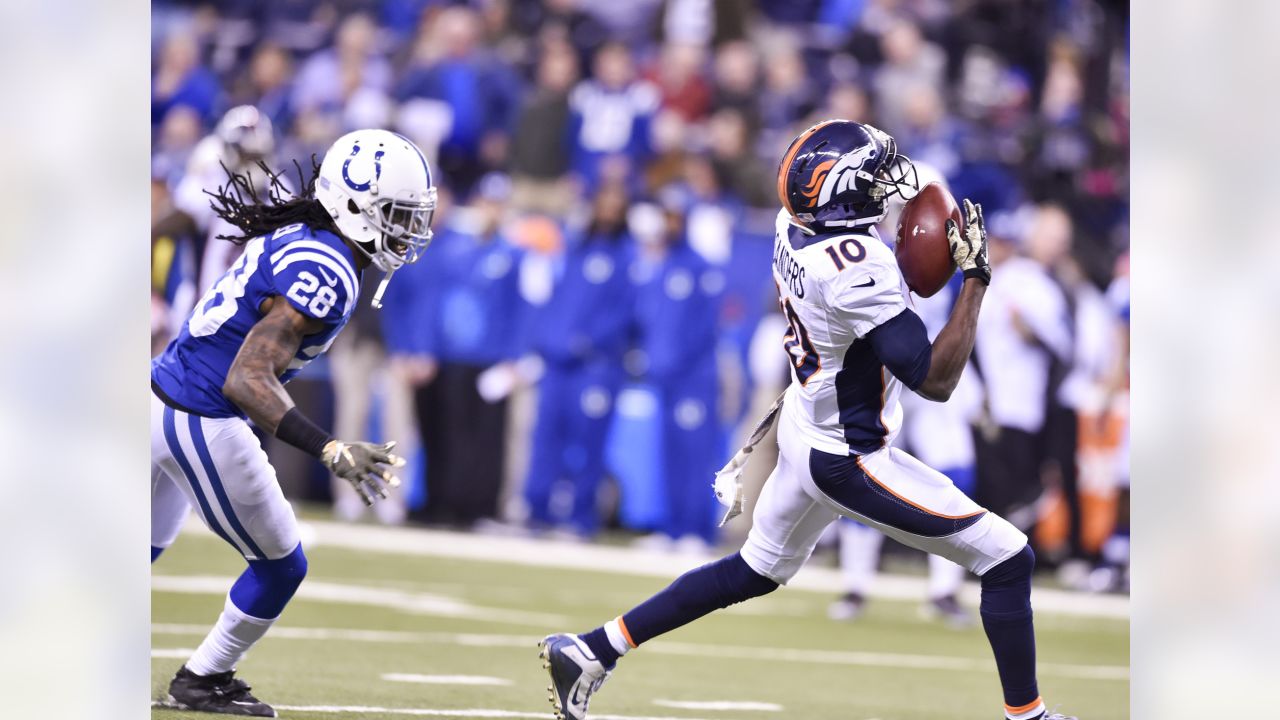 Buffalo Bills WR Emmanuel Sanders contemplating retirement