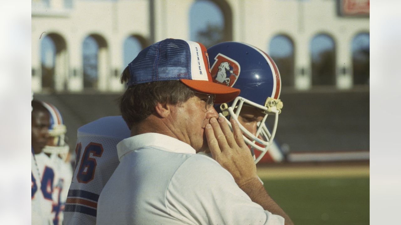 Patriarch of these Denver Broncos? Former coach Dan Reeves - The Sumter Item