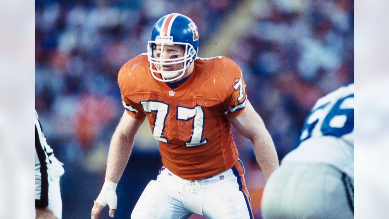 Karl Mecklenburg of the Denver Broncos looks on circa 1980s. News