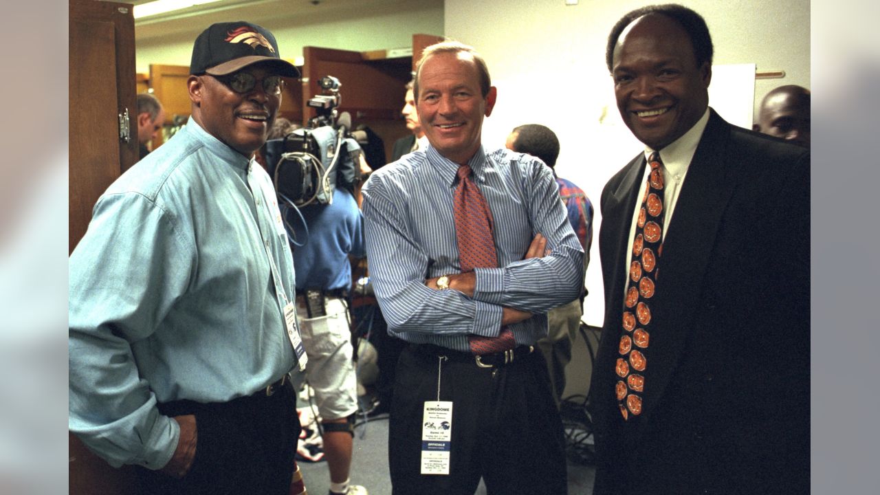 Pat Bowlen leading indunction into Ring of Fame for Terrel…