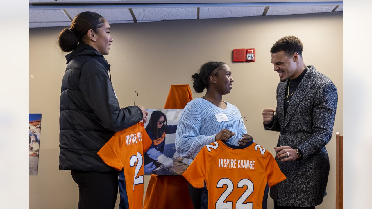 Two young, talented world-changers': Justin Simmons presents Broncos Boys &  Girls Club members Nashara and Naja'Ray with nomination for NFL's Inspire  Change Changemaker Award